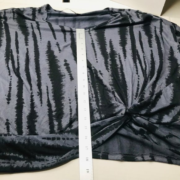 Terra And Sky Women's Size 3X 24W-26W V-Neck Twist Side Brushed Long Sleeve Top - Picture 12 of 15